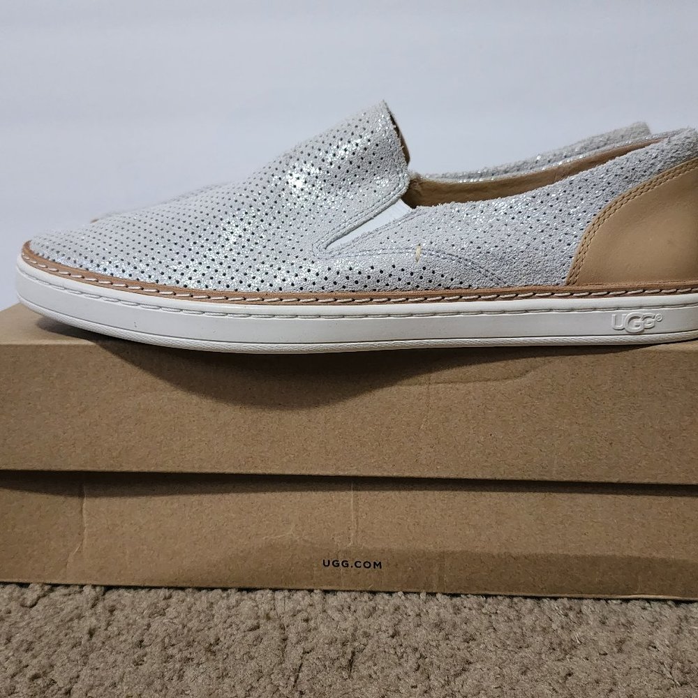 Brand New Never Worn UGG Adley Pref Stardust